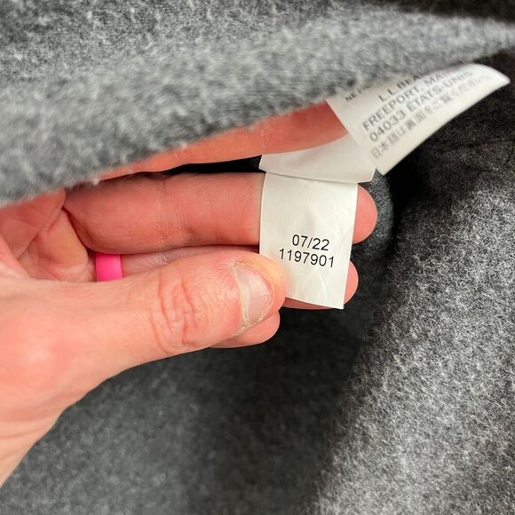 LL Bean Men's Shacket L Regular Gray Long Sleeve Button Up Gorpcore Pockets - Picture 5 of 12